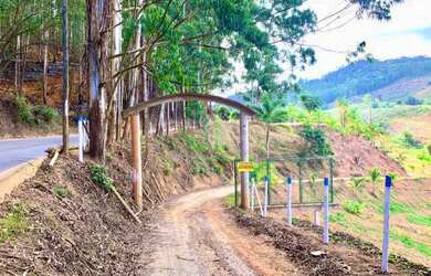 Imagem: O terreno possui 1200m² de Área e está localizado em Santa