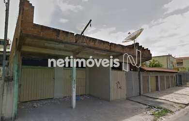 Imagem: A casa possui 3 Dormitórios, 1 Banheiro, 1 Vaga na garagem