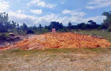 Imagem: O terreno possui 300m² de Área e está localizado em Arroio