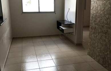 Imagem: O apartamento possui 2 Dormitórios, 1 Banheiro, 2 Vagas na