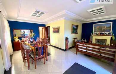 Imagem: A casa em condomínio possui 3 Dormitórios, 5 Banheiros, 3