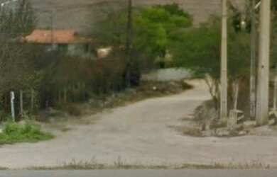 Imagem: O terreno possui 1.962m² de Área e está localizado em Gravatá