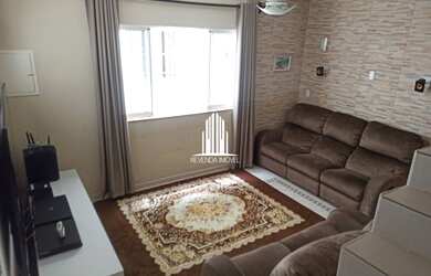 Imagem: A casa possui 3 Dormitórios, 3 Banheiros, 2 Vagas na garagem