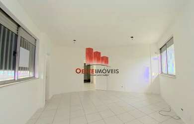 Imagem: O depósito possui 47m² de Área e está localizado em Santa