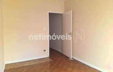 Imagem: O apartamento possui 1 Dormitório, 1 Banheiro, 50m² de Área