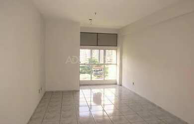 Imagem: O depósito possui 1 Vaga na garagem e 20m² de Área e está