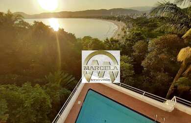 Imagem: A casa em condomínio possui 4 Dormitórios, 5 Banheiros, 2