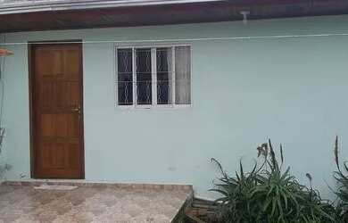 Imagem: A casa em condomínio possui 1 Dormitório, 1 Banheiro, 50m²