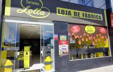 Imagem: O depósito possui 5 Vagas na garagem e está localizado em