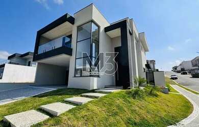 Imagem: A casa em condomínio possui 3 Dormitórios, 5 Banheiros, 4