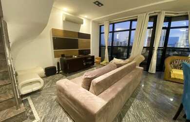 Imagem: O apartamento possui 3 Dormitórios, 5 Banheiros, 2 Vagas na