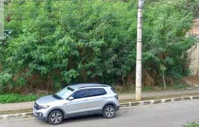 Imagem: O terreno possui 400m² de Área e está localizado em Alto