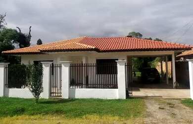 Imagem: Casa para venda tem 90 metros quadrados com 3 quartos em Praia