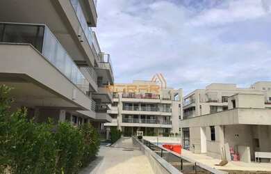 Imagem: O apartamento na cobertura possui 4 Dormitórios, 5 Banheiros