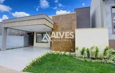 Imagem: A casa em condomínio possui 3 Dormitórios, 2 Banheiros, 119m²