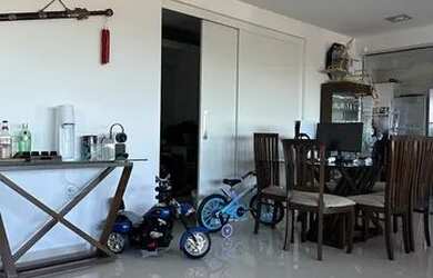 Imagem: O apartamento possui 3 Dormitórios, 3 Banheiros, 2 Vagas na