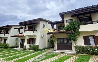 Imagem: A casa em condomínio possui 4 Dormitórios, 5 Banheiros, 4