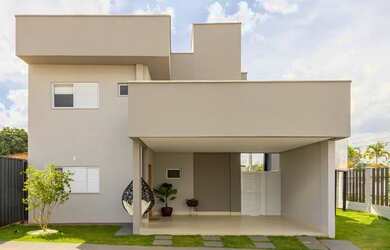 Imagem: A casa em condomínio possui 3 Dormitórios, 3 Banheiros, 2