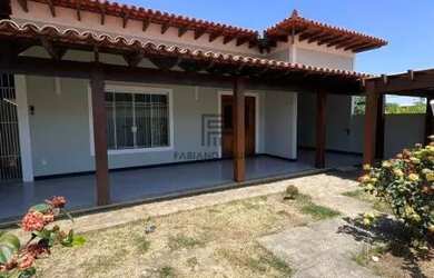 Imagem: A casa possui 3 Dormitórios, 3 Banheiros, 3 Vagas na garagem