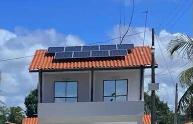 Imagem: A casa em condomínio possui 4 Dormitórios, 4 Banheiros, 2