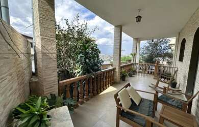 Imagem 3: Casas Santa Maria. São duas casas belíssimas aceito imóvel de menor...