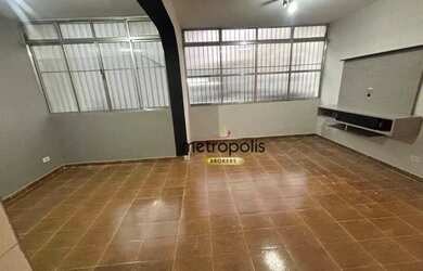 Imagem: O apartamento possui 3 Dormitórios, 1 Banheiro, 1 Vaga na garagem