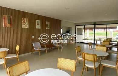 Imagem: O terreno possui 250m² de Área e está localizado em Conjunto