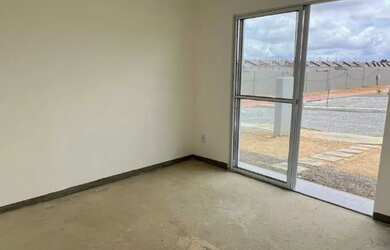 Imagem 14: Casa 2/4 solta dos dois lados, próximo da Av. Fraga Maia