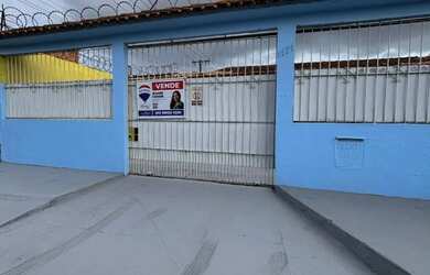 Imagem: O apartamento possui 3 Dormitórios, 2 Banheiros, 3 Vagas na