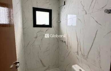 Imagem 5: Casa em Montes Claros, no bairro Ibituruna, à venda