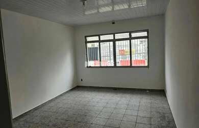 Imagem: O depósito possui 100m² de Área e está localizado em Campo