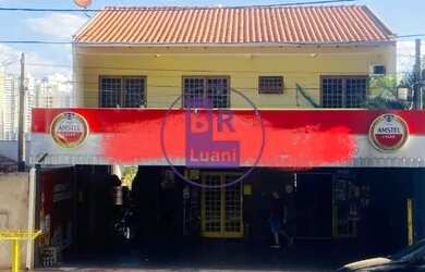 Imagem: A casa possui 5 Dormitórios, 3 Banheiros, 2 Vagas na garagem