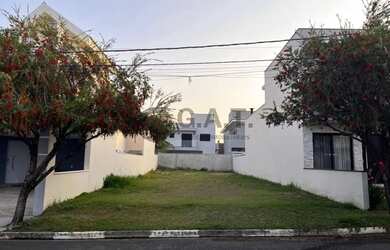 Imagem: O terreno possui 300m² de Área e está localizado em Aparecidinha