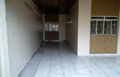 Imagem 6: Aluga se uma casa 3/4 com Area de festa