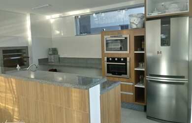 Imagem: O apartamento possui 3 Dormitórios, 2 Banheiros, 2 Vagas na