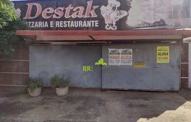 Imagem: O depósito possui 1 Vaga na garagem e 254m² de Área e está