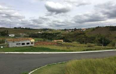 Imagem 9: Casa em Condomínio para Venda - Cerejeiras, Guararema - 257m², 8 vagas