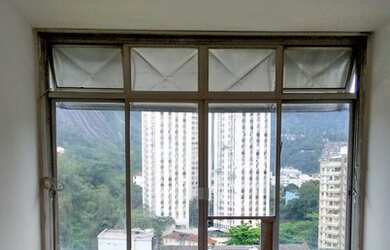 Imagem: A kitnet possui 1 Dormitório, 1 Banheiro, 24m² de Área e