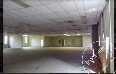 Imagem: O depósito possui 2.194m² de Área e está localizado em