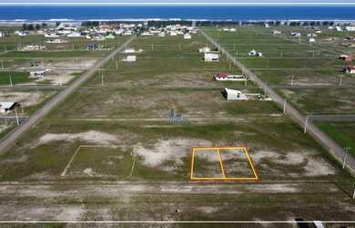 Imagem: O terreno possui 312m² de Área e está localizado em Balneário