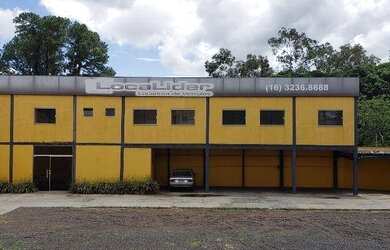 Imagem: O depósito possui 300m² de Área e está localizado em Jardim