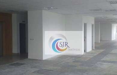 Imagem: O depósito possui 5 Vagas na garagem e 709m² de Área e está