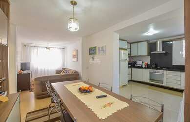 Imagem: A casa possui 3 Dormitórios, 4 Banheiros, 4 Vagas na garagem