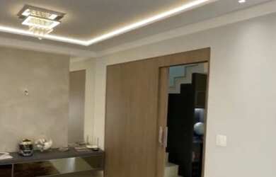 Imagem: A casa possui 2 Dormitórios, 3 Banheiros, 2 Vagas na garagem