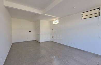 Imagem: O depósito possui 9m² de Área e está localizado em Boa