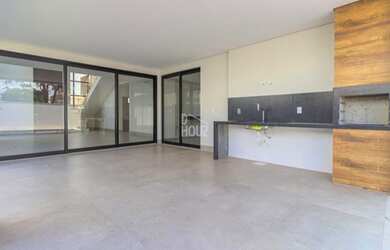 Imagem 4: Sobrado com 4 suítes à venda, 302 m² por R$ 2.400.000 - Residencial...