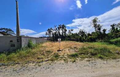 Imagem: O terreno está localizado em Itapoá, SC à venda por R$120.000