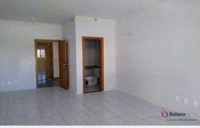 Imagem: O depósito possui 1 Vaga na garagem, 26m² de Área e está