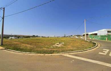 Imagem: O terreno possui 445m² de Área e está localizado em Anápolis