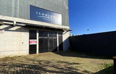 Imagem: O depósito possui 200m² de Área e está localizado em Parque